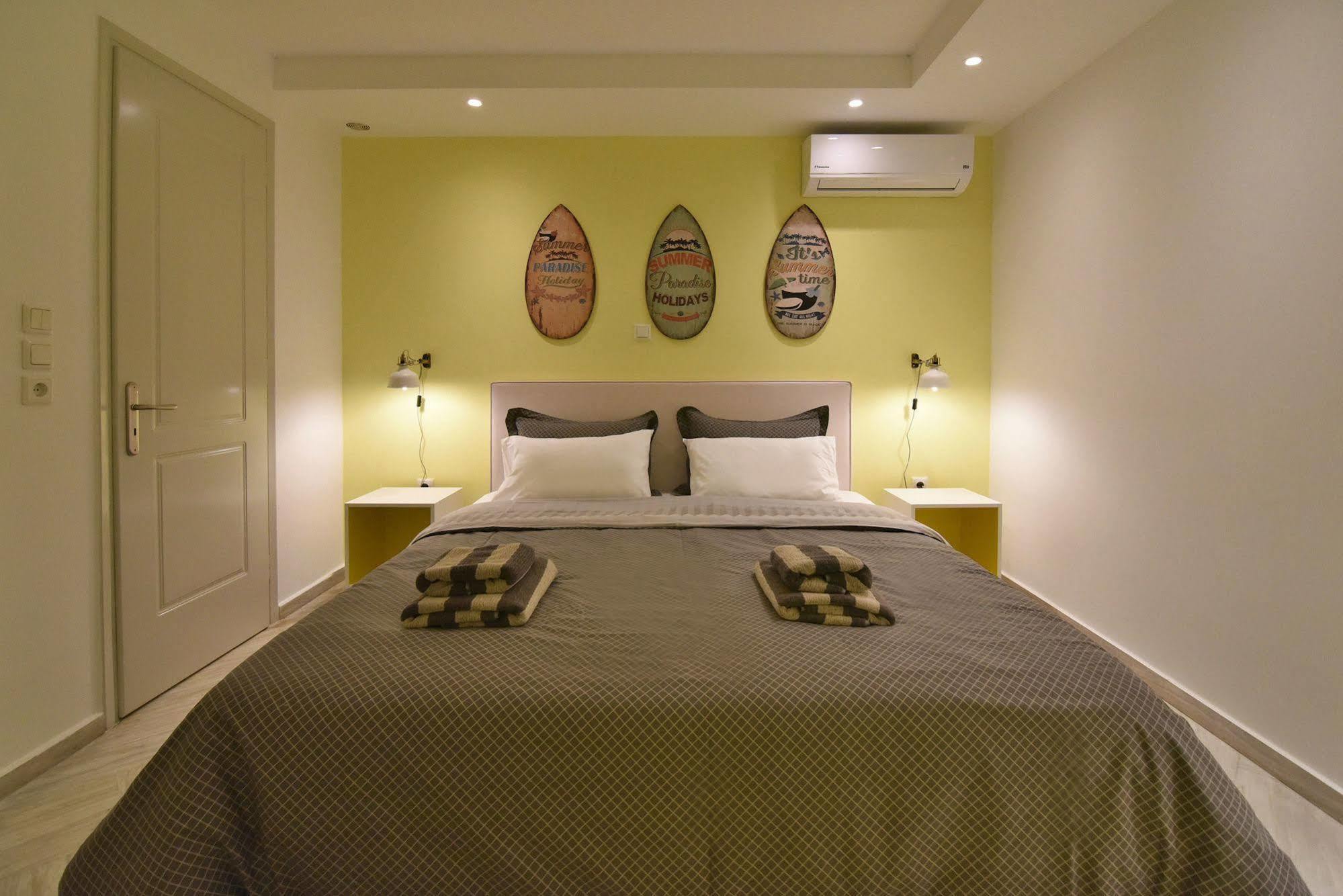 Coconut Villa Alimos ภายนอก รูปภาพ