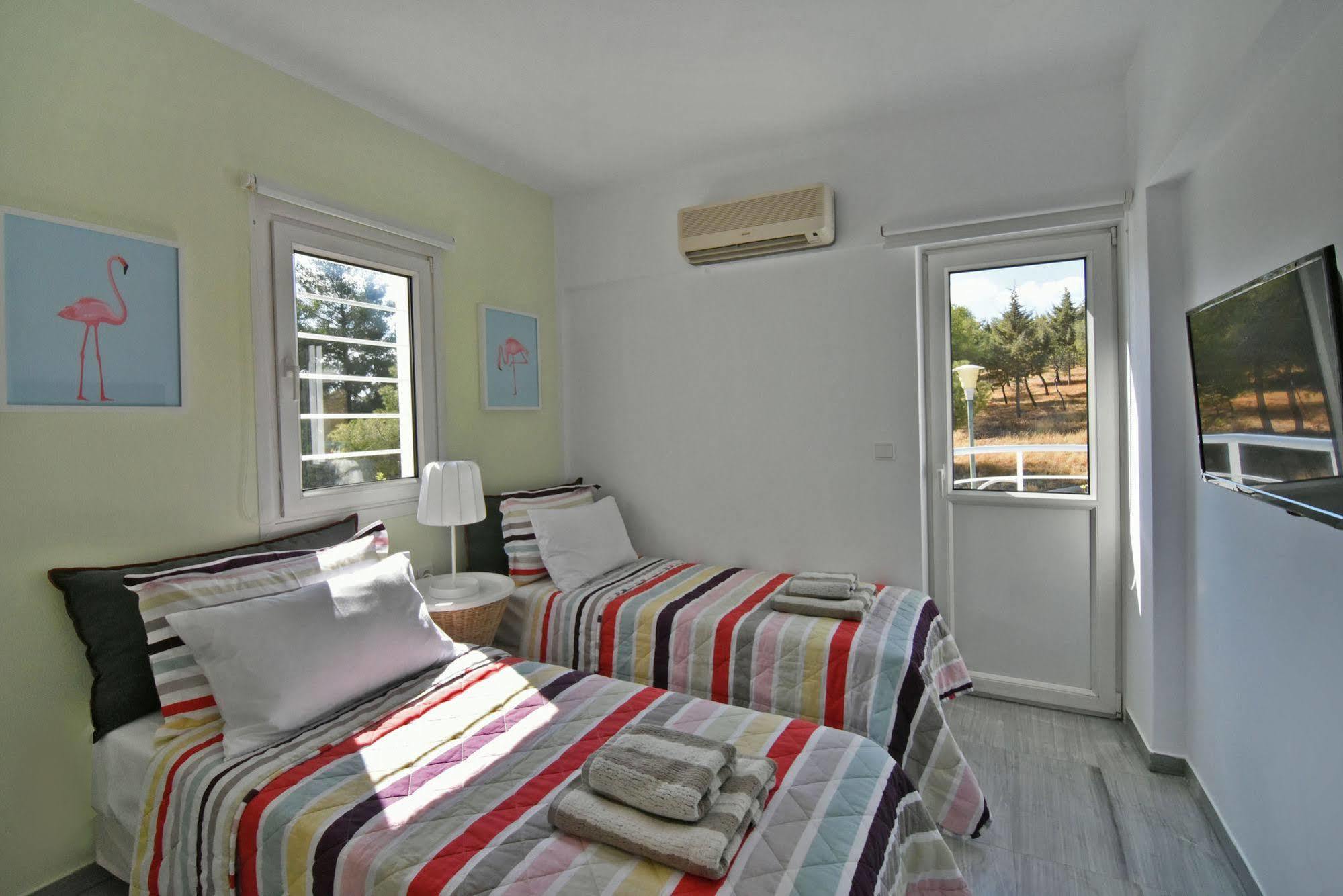 Coconut Villa Alimos ภายนอก รูปภาพ